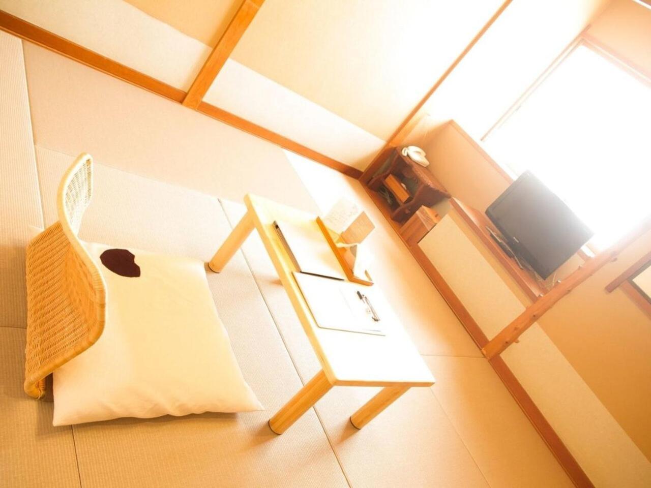 Отель Yugawara Retreat Goen No Mori Экстерьер фото